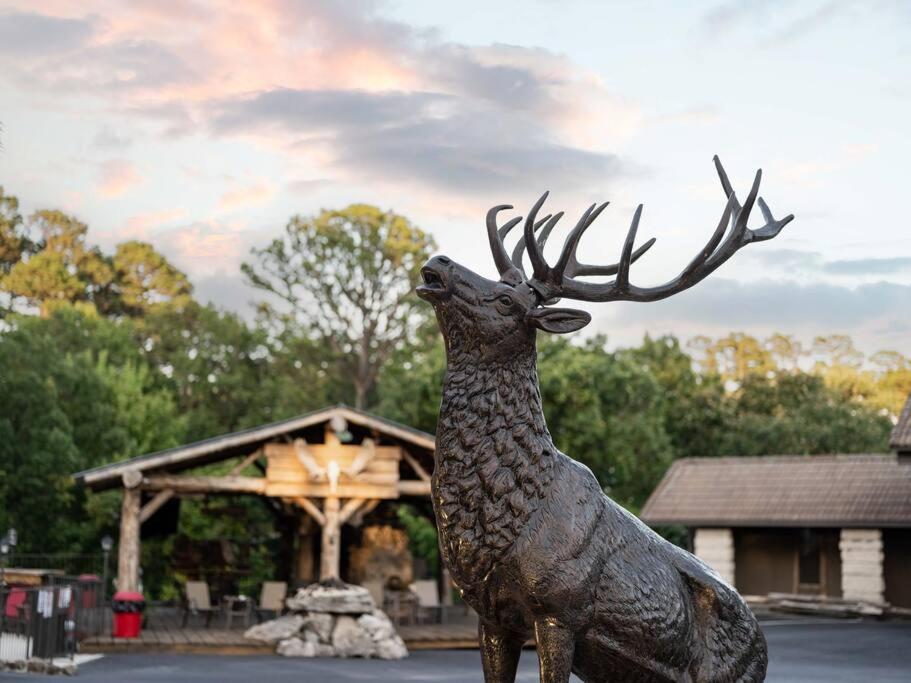 Stonegate Lodge King Bed, Wifi, 50In Tv, Fire Pit, Salt Water Pool Room # 310 Eureka Springs Exterior photo