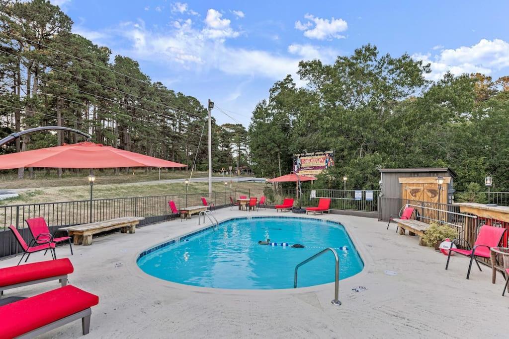 Stonegate Lodge King Bed, Wifi, 50In Tv, Fire Pit, Salt Water Pool Room # 310 Eureka Springs Exterior photo